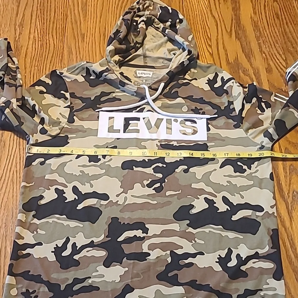 Levi's Green & Tan Camouflage Hooded Shirt - Men's Medium